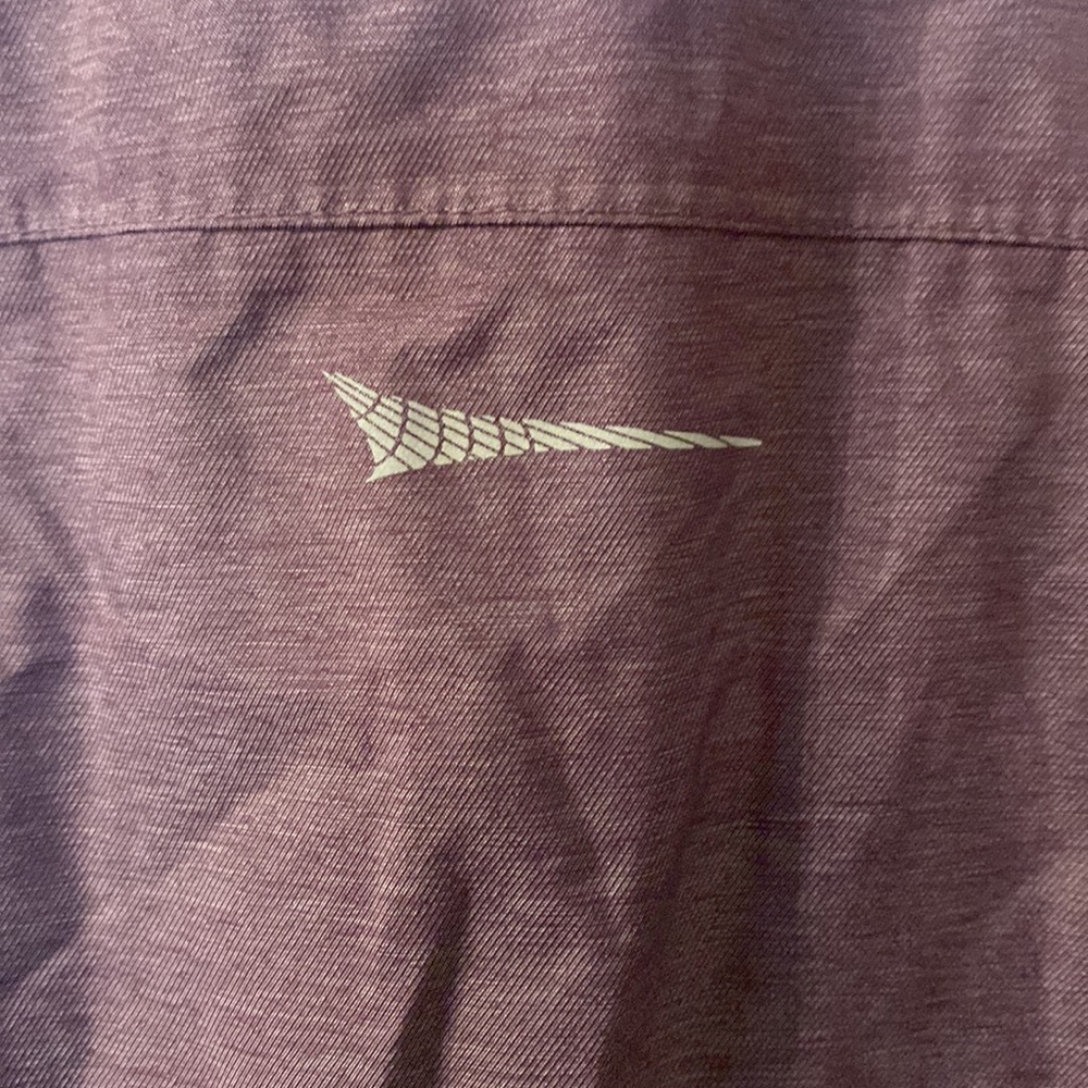 Like new Paradox rain jacket size small - Picture 5 of 7